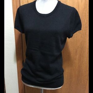 ☀️NWT☀️Gap •Short Sleeve Sweater •Sz. L